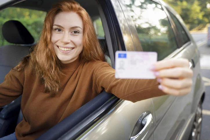 Categorías carnet de conducir en España, tipos, clases de licencia, clasificación, tipo b, permisos de conducir, requisitos, sacar permiso