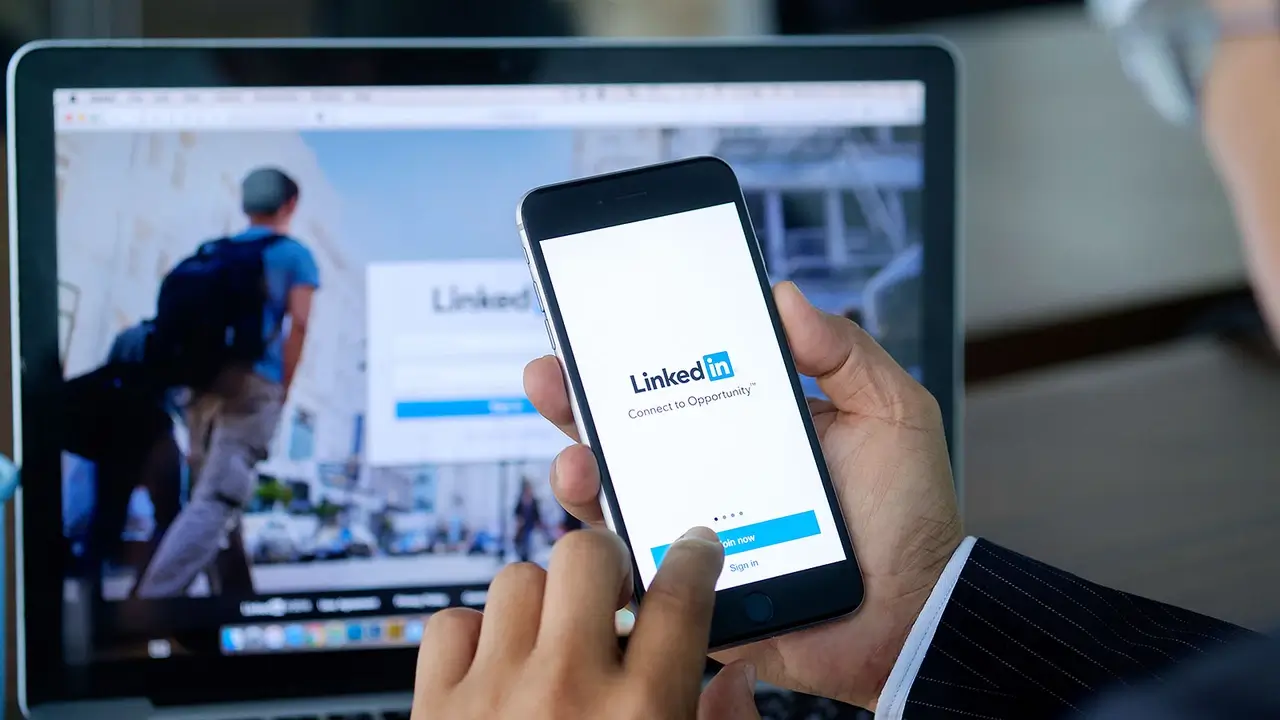 Para que sirve LinkedIn para empresas, la red social para business y para que se utiliza el perfil de empresa en linked in además de buscar empleo